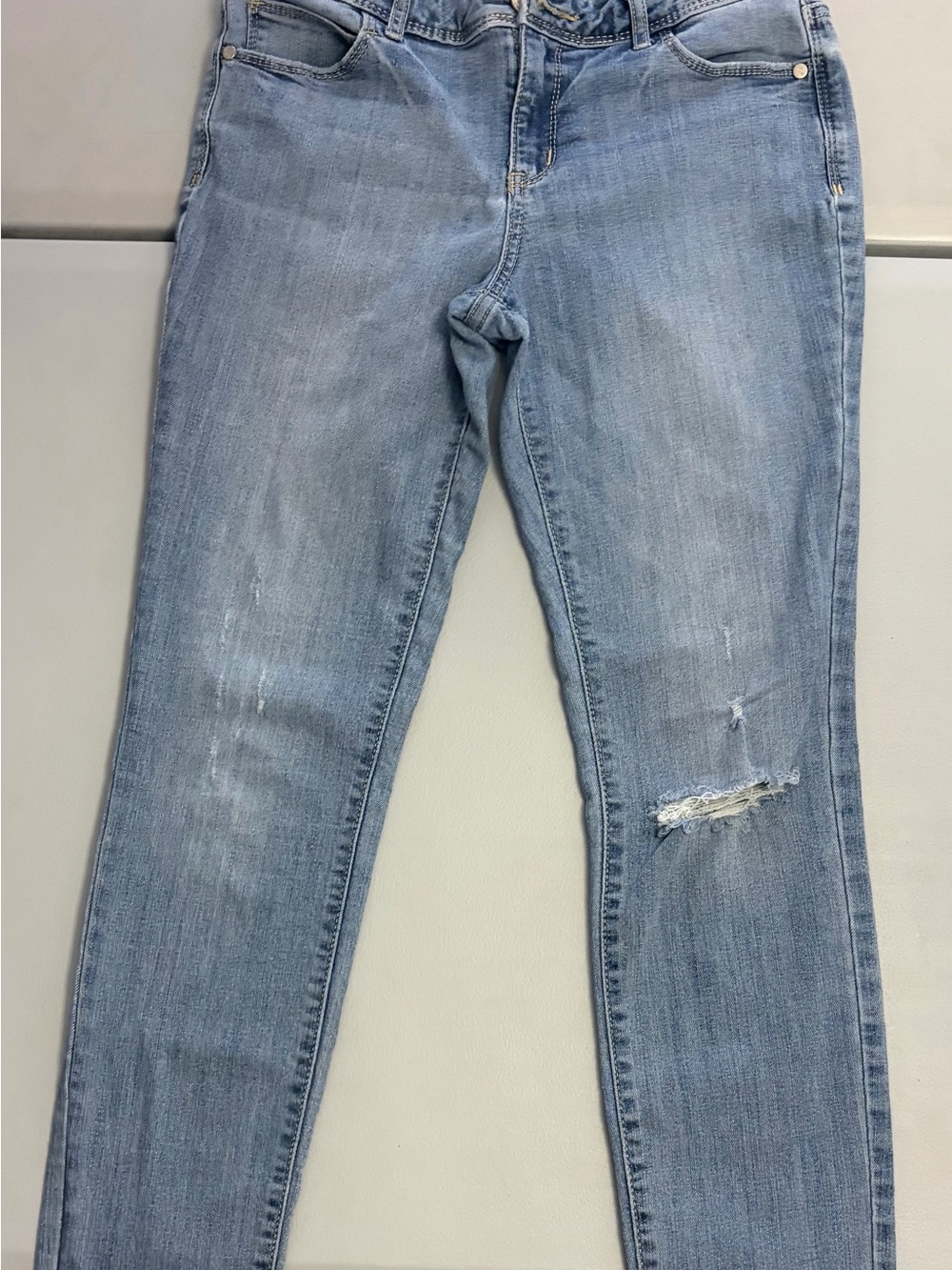 Women's Light Blue Distressed Skinny Jeans